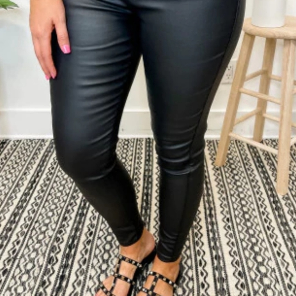 NWT Button-up Med Faux Leather Pants